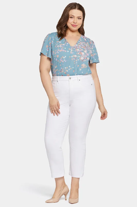 Marilyn Straight Ankle Jeans In Plus Size - Optic White