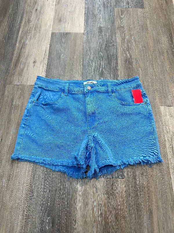 Shorts By Zenana Outfitters  Size: L