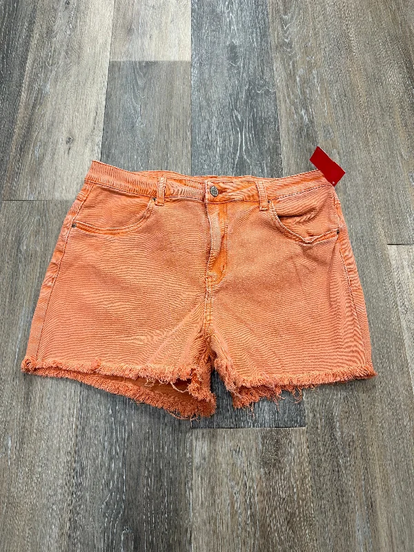 Shorts By Zenana Outfitters  Size: L