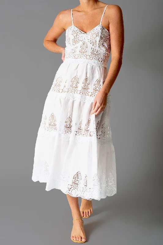 Lotte Linen Embroidered Dress - Pure White