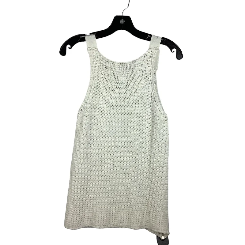 White Top Sleeveless Cmb